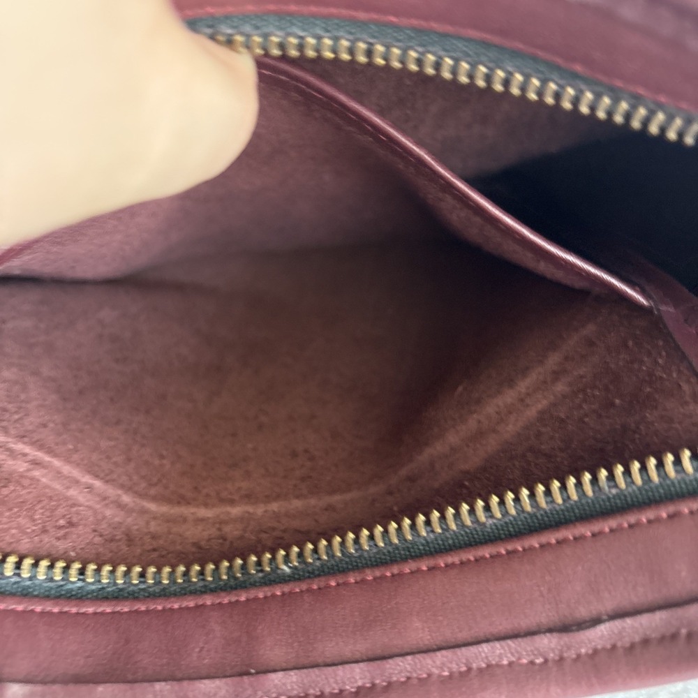 Vintage COACH Soho Swinger Bag Burgundy Red Leather Crossbody 90s USA - Picture 15 of 16